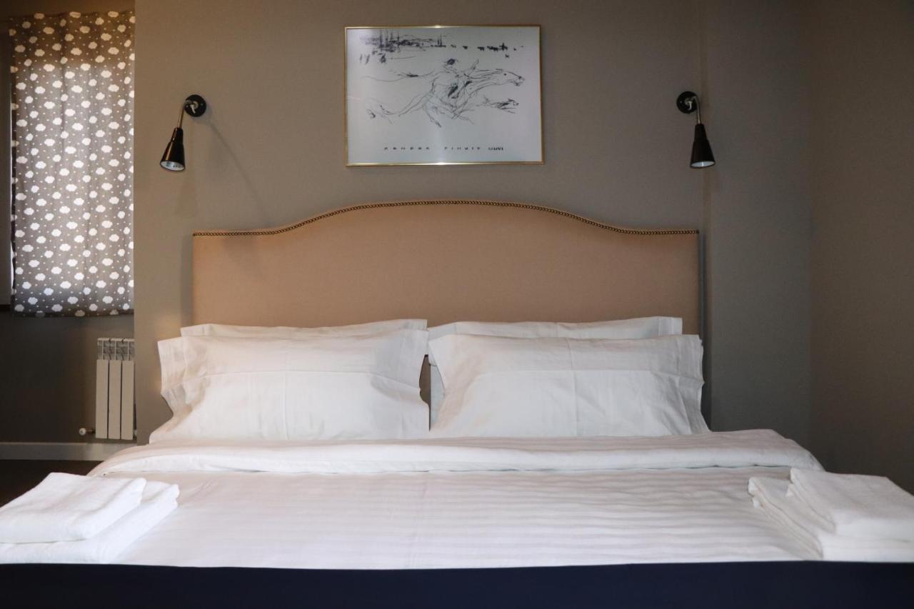 Mika Hotel Alma-Ata Buitenkant foto