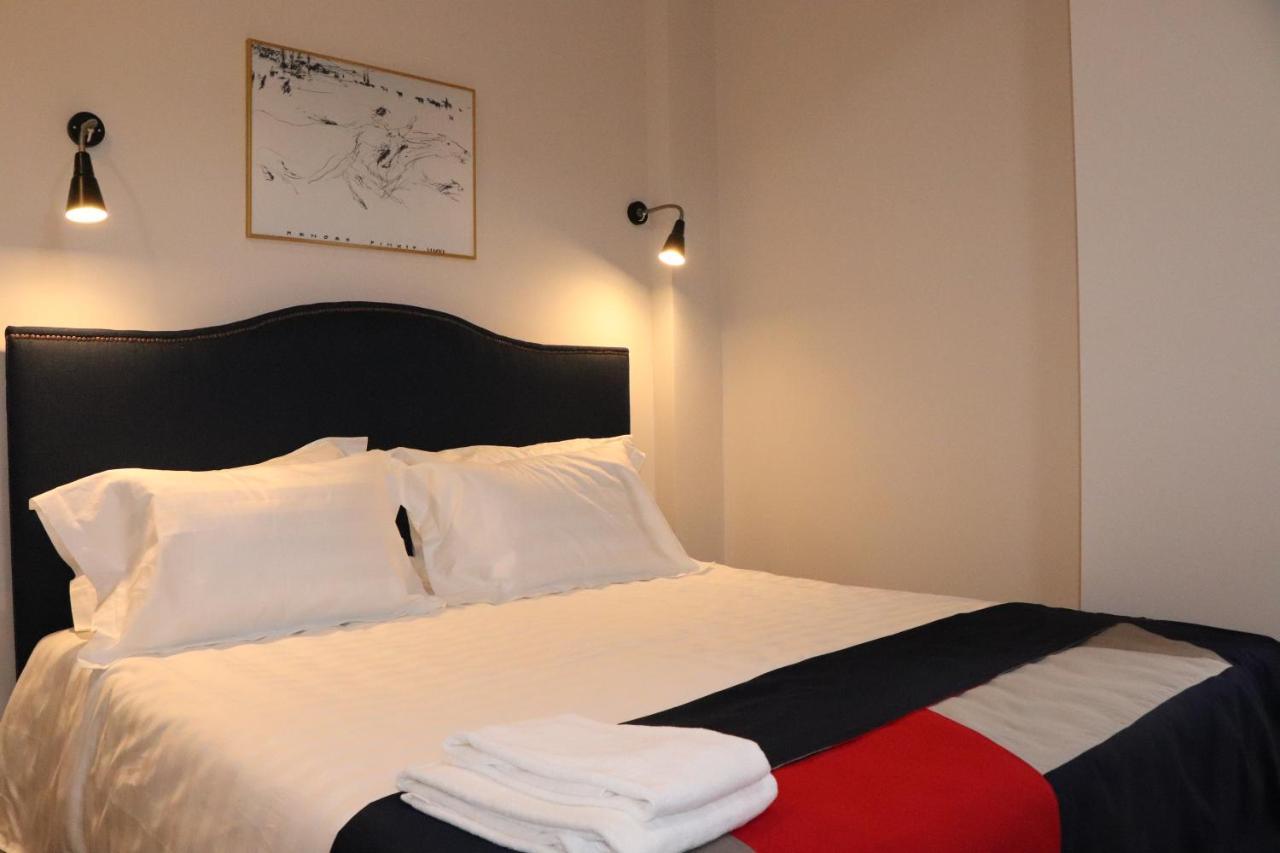 Mika Hotel Alma-Ata Buitenkant foto